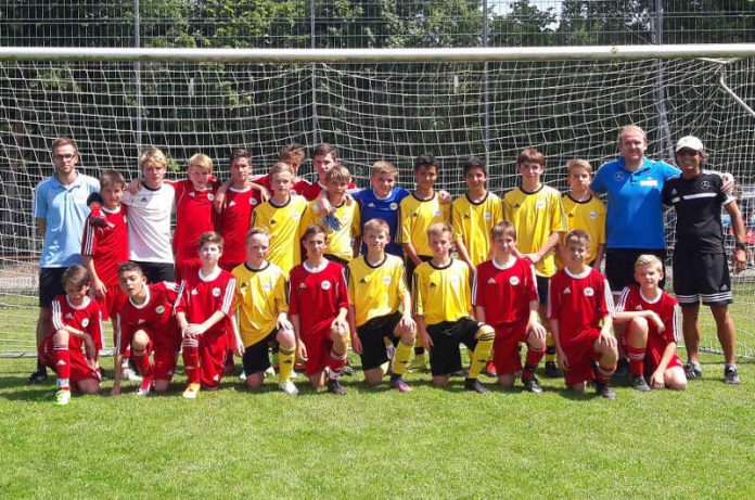 Finalisten DFB-Stützpunkt-Turnier (Foto: bfv)