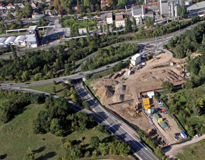 Luftbild Ingelheim, Boehringer Brücke, 2013