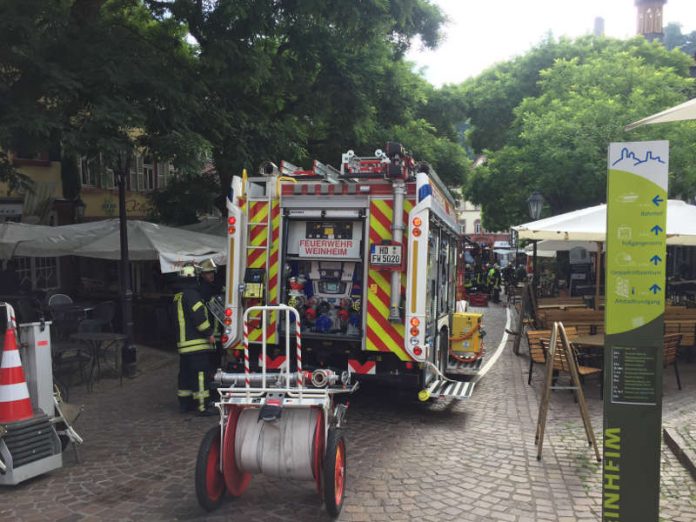 Feuerwehreinsatz am Marktplatz (Foto: Ralf Mittelbach)