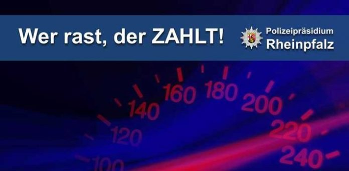 Symbolbild Verkehrskontrolle - Wer rast zahlt - PP Rheinpfalz