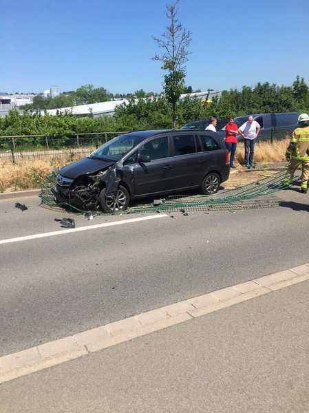 Beschädigtes Fahrzeug Beschädigtes Fahrzeug