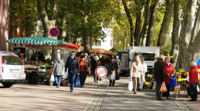 Wochenmarkt Pauluskirche