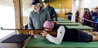 Liegend schießen mit dem Kleinkalibergewehr (Foto: FV Sportfreunde Forchheim)