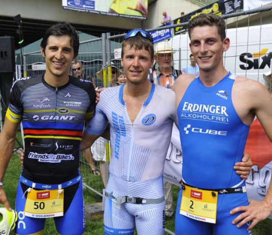 v.l.: Julian Mutterer, Markus Rolli und Florian Angert beim Heidelbergman Triathlon, BASF Triathlon Cup 2017 (Foto: PIX-Sportfotos/ Michael Ruffler)