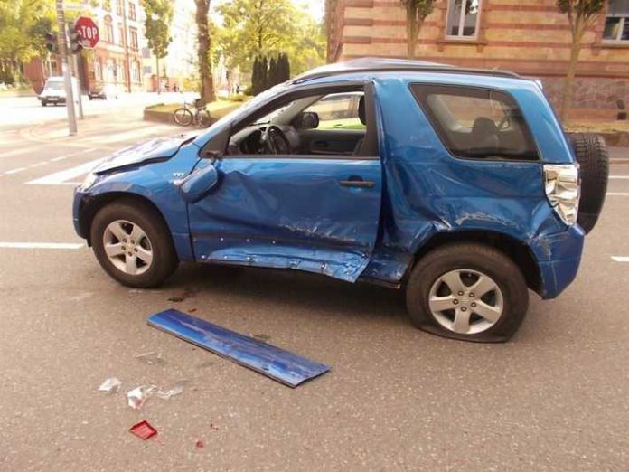 Unfall-PKW Unfall-PKW
