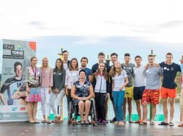 Sommerathleten begrüßen das Team Pyeongchang Metropolregion Rhein-Neckar auf der Seebühne der Badewelt Sinsheim. (Foto: Team Tokio Metropolregion Rhein-Neckar)