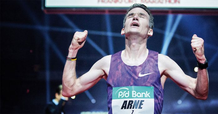Arne Gabius (Foto: MAINOVA Frankfurt Marathon) Arne Gabius (Foto: MAINOVA Frankfurt Marathon)