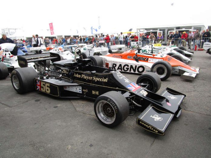 Auch der legendäre John Player Special-Lotus war im Vorjahr beim AvD-Oldtimer-Grand Prix auf dem Nürburgring am Start (Foto: Michael Sonnick)