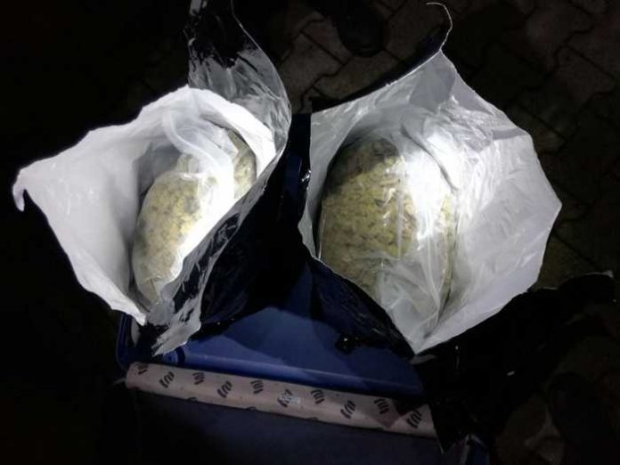Mit rund 4kg Drogen wurden die beiden Männer erwischt Mit rund 4kg Drogen wurden die beiden Männer erwischt