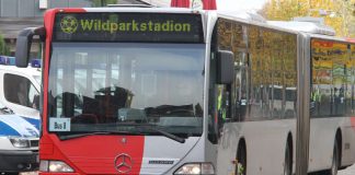 Bequem und umweltfreundlich zum Stadion geht es für KSC-Fans mit den Shuttlebussen der Verkehrsbetriebe Karlsruhe (Foto: VBK)
