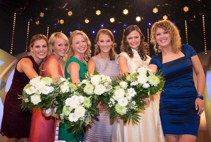 vlnr: Laura Lahm (Rheinhessen), Katharina Staab (Nahe), Charlotte Freiberger (Hessische Bergstraße), Silena Werner (Franken), Friederike Wachtel (Sachsen) , Anastasia Kronauer (Pfalz). (Foto: DWI)