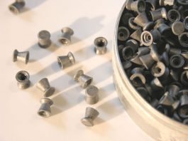 Diabolo-Projektile (Quelle: By Benutzer:Elektromann (Self-photographed) [Public domain], via Wikimedia Commons)