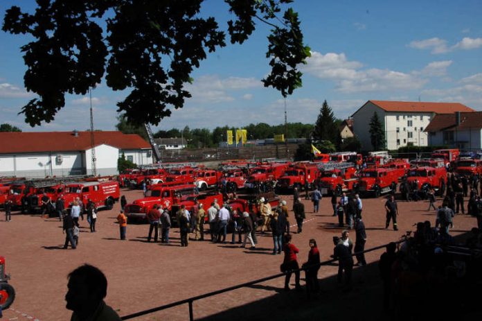 Oldtimertreffen der Feuerwehr (Foto: RFV Vorderpfalz)