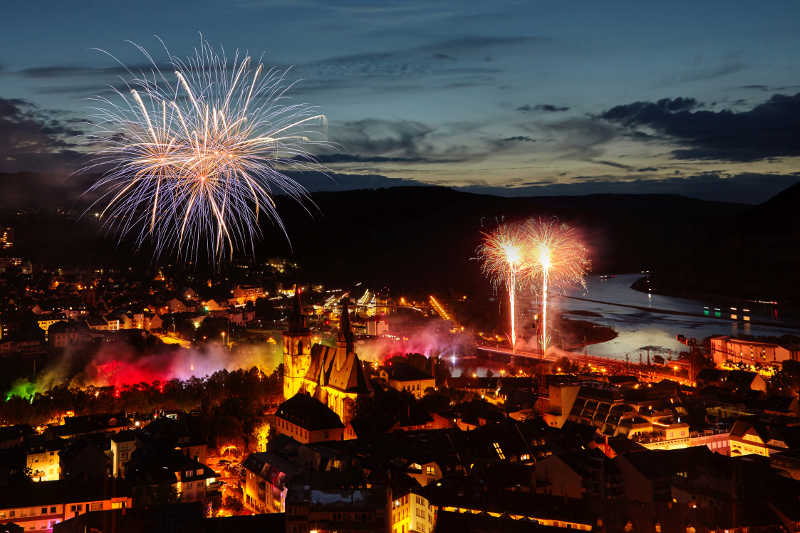 Feuerwerk Brückenfest 2015 auf der Nahebrücke in Bingen