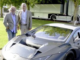 Namensgeber Keke Rosberg und Teamchef Arno Zensen mit dem ersten Lamborghini des Rennstalls (Foto: ADAC Motorsport)