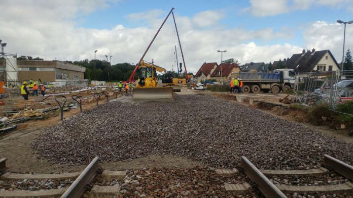 Reparaturarbeiten Rheintalbahn (aktueller Stand 12.09.2017) (Foto: Deutsche Bahn AG / Armin Skierlo) Reparaturarbeiten Rheintalbahn (aktueller Stand 12.09.2017) (Foto: Deutsche Bahn AG / Armin Skierlo)