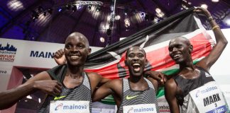 Titelverteidiger Mark Korir, Martin Kosgey und Cybrian Kotut werden sich beim Mainova Frankfurt Marathon am 29. Oktober erneut duellieren. (Foto: Mainova Frankfurt Marathon/ Norbert Wilhelmi)