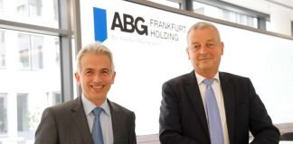 OB Peter Feldmann und Frank Junker bei der ABG-Bilanzpressekonferenz (Foto: Maik Reuss)