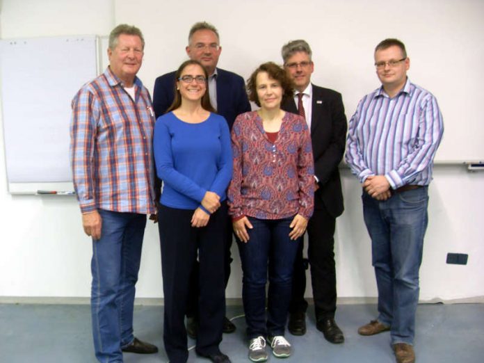 Damen (v.l.): Dr. Anna Meinhardt und Dr. Monika Tigl, Herren (v.l.): Willi Dörfler, Thomas Dangl, Michael Kurz und Jochen Dörr (Foto: DRK KV Vorderpfalz)