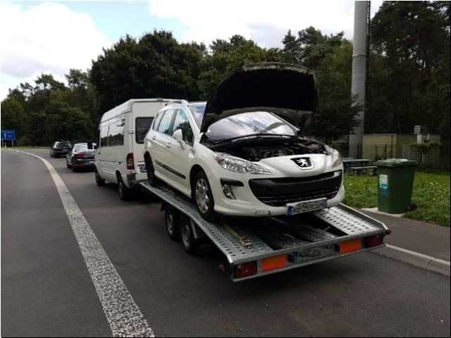 Autoschieber ohne Führerschein erwischt