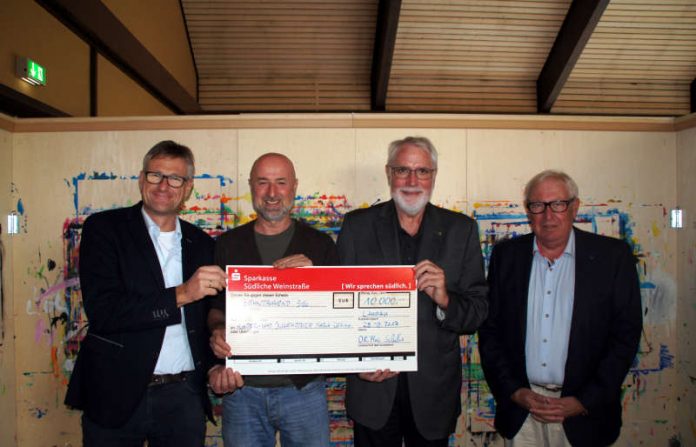 v.l.: Dr. Florian Schuhmacher, Michael Eberhart, Werner Abriß, Rolf Scharfe (Foto: LIONS) v.l.: Dr. Florian Schuhmacher, Michael Eberhart, Werner Abriß, Rolf Scharfe (Foto: LIONS)