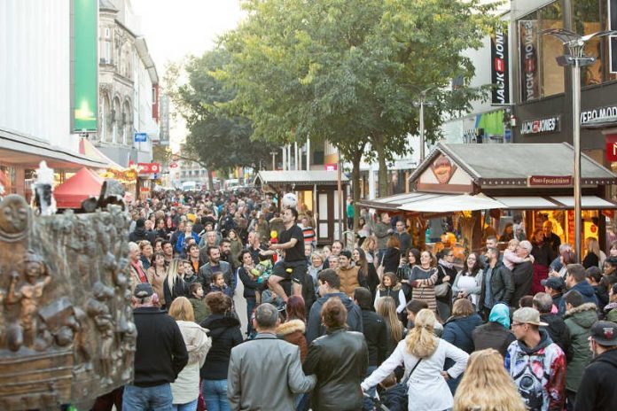 Erlebnis-Shopping hoch vier gibt es am Sonntag, 29. Oktober in der Wormser Innenstadt (Foto: Bernward Bertram)