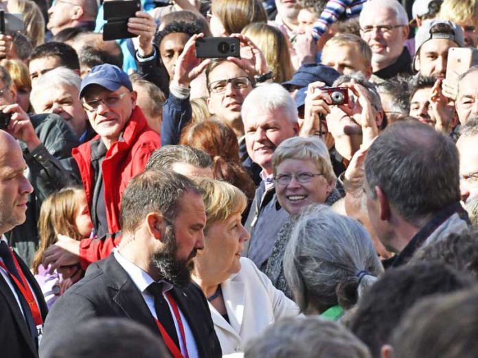 Bundeskanzlerin Dr. Angela Merkel (Foto: Helmut Dell)