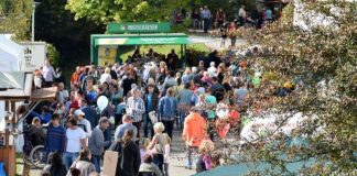 Viel Betrieb herrschte beim traditionellen Erntedank- und Herbstfest der Johannes-Diakonie in Schwarzach. (Foto: Walter)