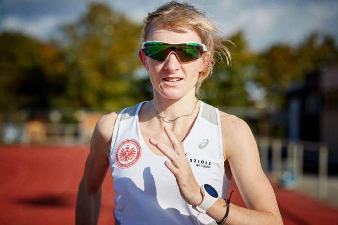 Katharina Heinig (Foto: Mainova Frankfurt Marathon) Katharina Heinig (Foto: Mainova Frankfurt Marathon)