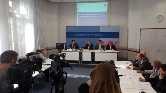 Pressekonferenz in Wiesbaden (Foto: HMdIS)