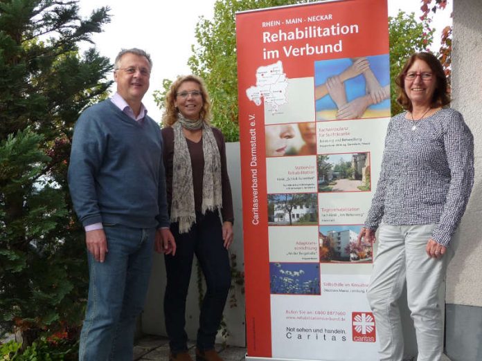 Bürgermeister Rainer Burelbach, Susanne Straub (Stadtverwaltung, Leiterin Bereich Soziales) und Petra Vettel (Leitung / Organisation Adaptionseinrichtung „An der Bergstraße“) (Foto: Stadt Heppenheim)