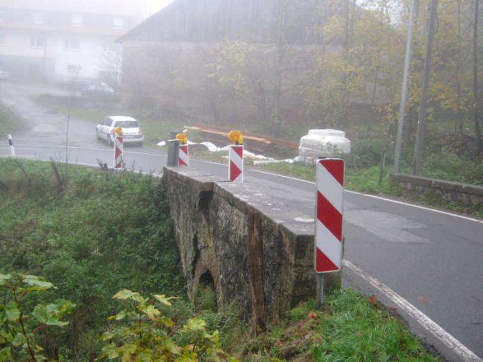 Das Bauwerk wurde voll gesperrt (Foto: Hessen Mobil)