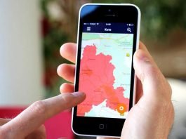 War­nung auf Smart­pho­ne: Die Warn-App NI­NA des Bun­des hat deutsch­land­weit be­reits über 2,2 Mil­lio­nen ak­ti­ve Nut­zer. (Quelle: BBK)