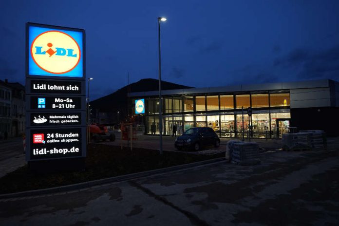 Die LIDL-Filiale in der Neustadter Talstraße vor der Wiedereröffnung (Foto: Reinhard Schnell)