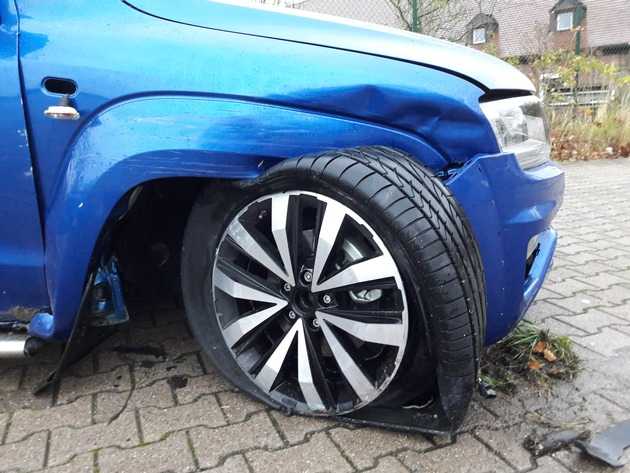 Unfall-PKW Unfall-PKW