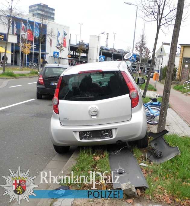 Die Unfallstelle gleicht einem Schlachtfeld