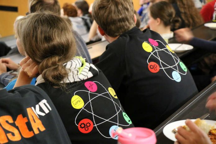 Die Hochschulgruppe „Nacht der Wissenschaft“ hat die gleichnamige Vortragsreihe bereits zum dritten Mal organisiert (Foto: Ingo Reuter)