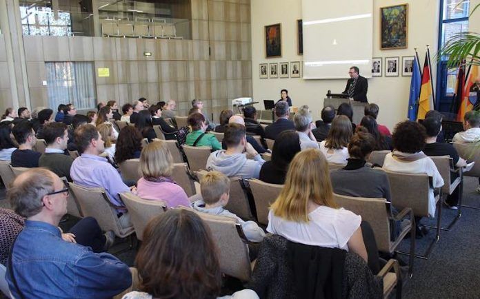 51 Menschen Würden eingebürgert (Foto: Kreisverwaltung Rhein-Pfalz-Kreis)