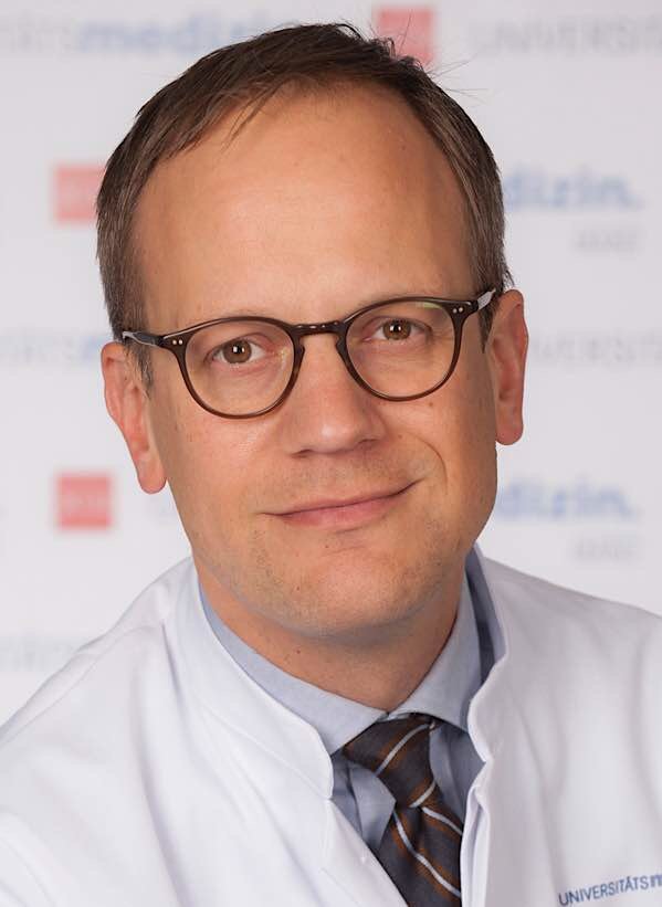 Prof. Dr. Florian Ringel (Foto: Peter Pulkowski/Universitätsmedizin Mainz)