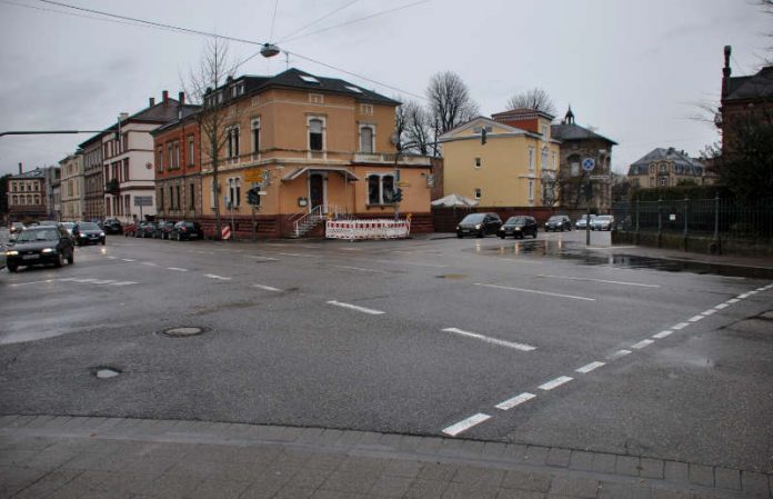 Die „Schlössel-Kreuzung“ ist ein neuralgischer Punkt im Straßennetz der Stadt Landau und besonders während der „Rush Hour“ viel befahren. (Foto: Stadt Landau in der Pfalz)