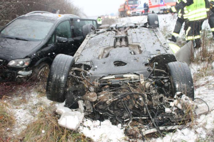 Die beiden am Unfall beteiligten PKW (Foto: Polizei RLP)