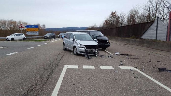 Die unfallbeteiligten Fahrzeuge (Foto: Polizei RLP)