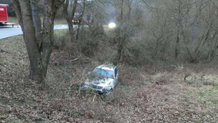 Wirtschaftlicher Totalschaden entstand am Sonntag bei einem Unfall auf der Kreisstraße zwischen Olsbrücken und Wörsbach.