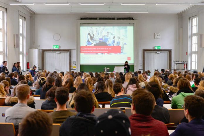 Vortrag zur Studienwahl Vortrag zur Studienwahl