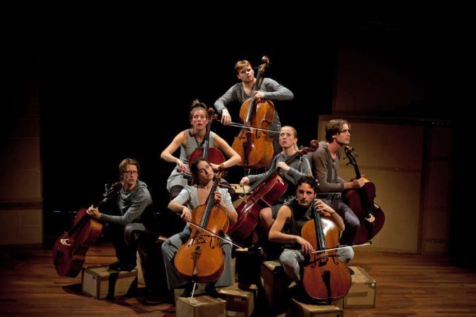 Ensemble (Foto: Ronald Knapp)