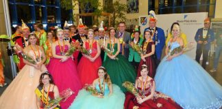 Landrat Körner mit Prinzessinnen (Foto: Kreisverwaltung Rhein-Pfalz-Kreis)