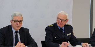 innenminister Roger Lewentz und Jürgen Schmitt, Inspekteur der Polizei (Foto: MdI)