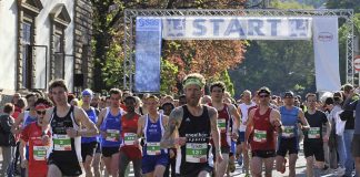 Die Startphase des letztjährigen Halbmarathons (Foto: Go4it-Foto 2017)