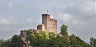 Die Burg Trifels (Foto: GDKE Rheinland-Pfalz / Pfeuffer)