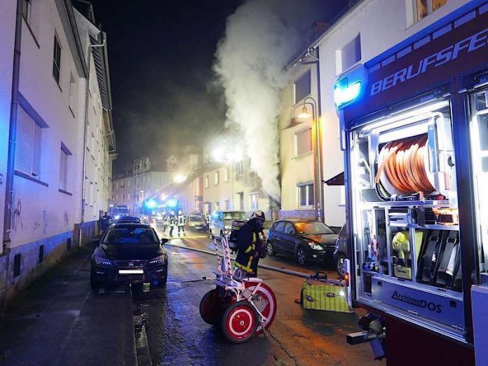 Brand in der Roßdörfer Straße (Foto: Feuerwehr Darmstadt)